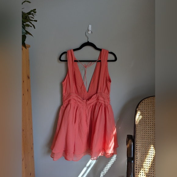 Abercrombie coral sundress - Picture 2 of 4
